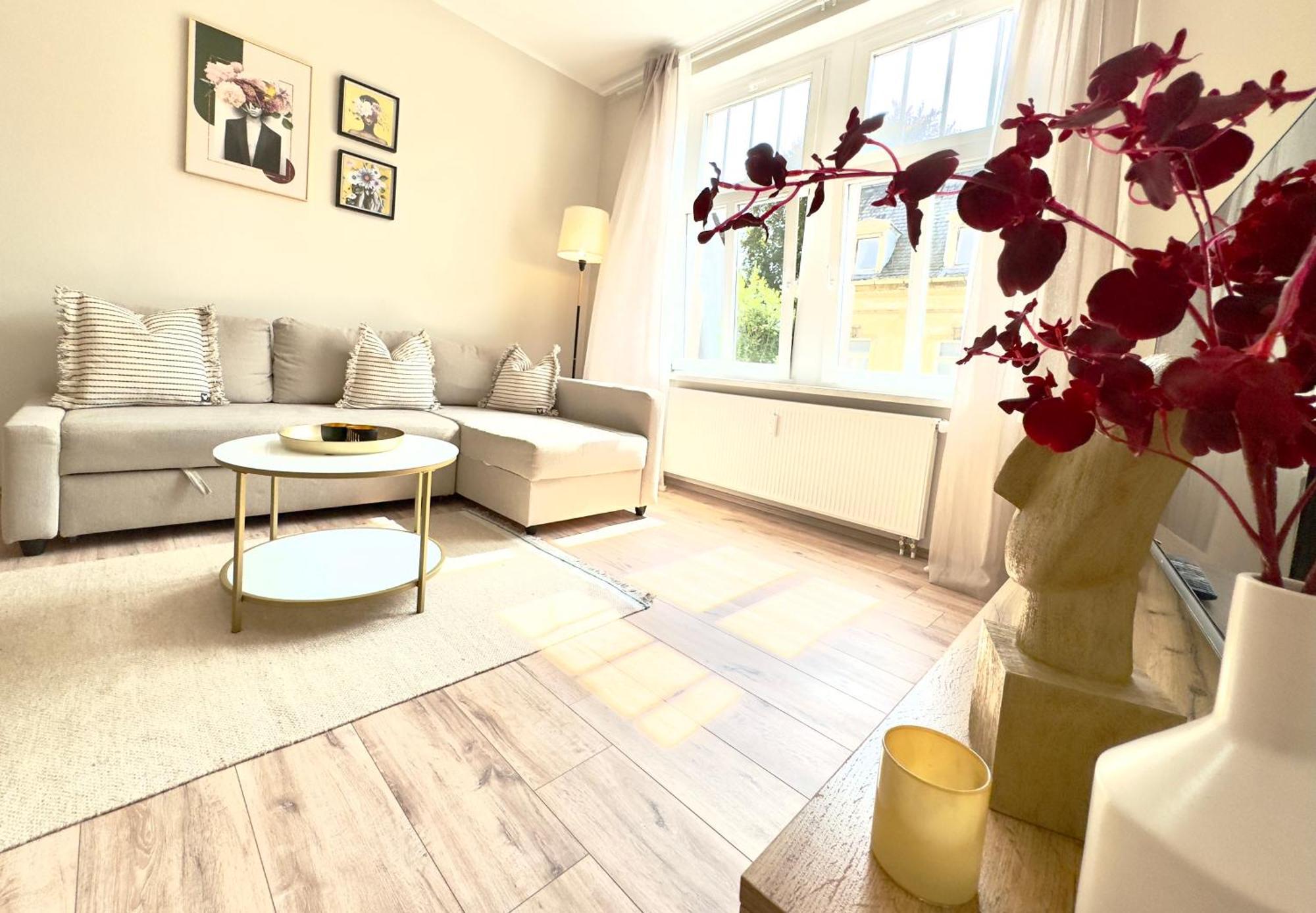 Bautzen Living Appartement - Zentrumslage Parkplatz Babybett Buitenkant foto