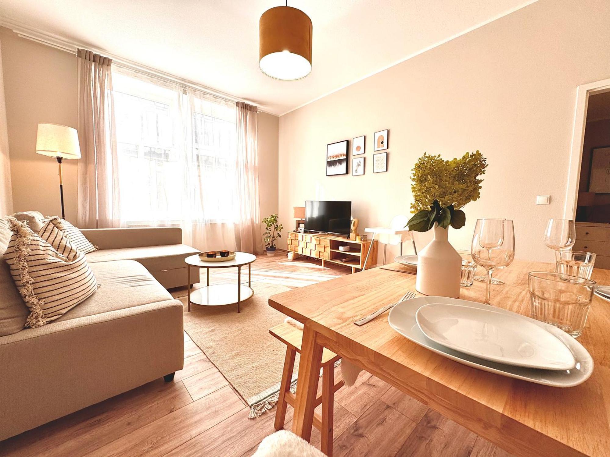 Bautzen Living Appartement - Zentrumslage Parkplatz Babybett Buitenkant foto